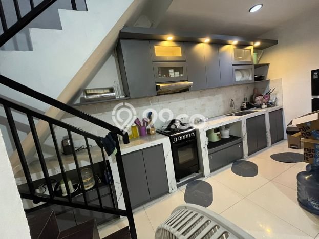 For Sale Hunian Rumah Terawat 2 KT di Sektor 2 - Bintaro, Jakarta Selatan For Sale Hunian Rumah Terawat 2 KT di Sektor 2 - Bintaro, Jakarta Selatan