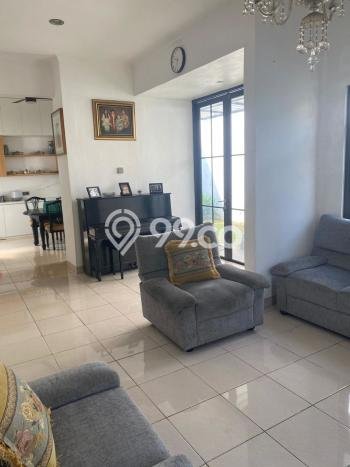 For Sale Rumah 3 Kamar Lokasi Ideal Nyaman dan Strategis di Ciputat Timur For Sale Rumah 3 Kamar Lokasi Ideal Nyaman dan Strategis di Ciputat Timur