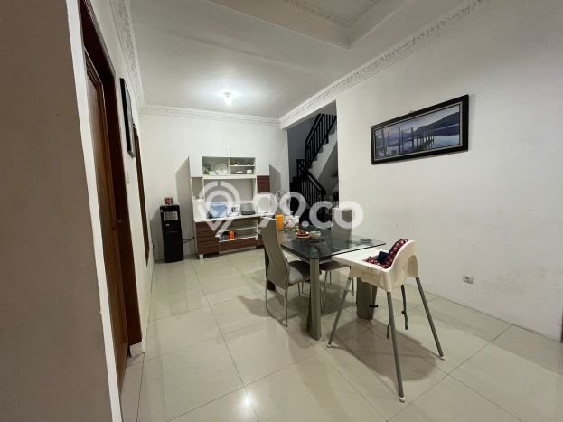 For Sale Hunian Rumah Terawat 2 KT di Sektor 2 - Bintaro, Jakarta Selatan For Sale Hunian Rumah Terawat 2 KT di Sektor 2 - Bintaro, Jakarta Selatan