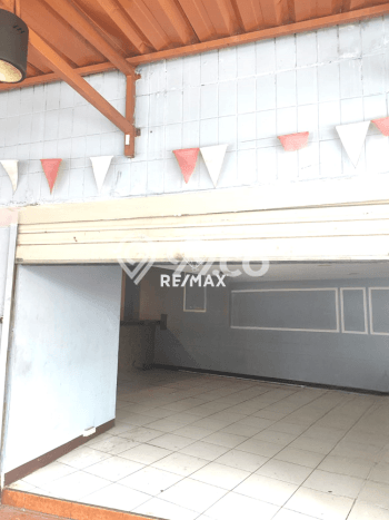 Unit Ruko Dijual di Jakarta Timur LT 495m2 & LB 1350m2 Unit Ruko Dijual di Jakarta Timur LT 495m2 & LB 1350m2