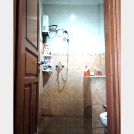 Ruko Dijual di Kebayoran Lama LT 192m2, LB 276m2 untuk Investasi Ruko Dijual di Kebayoran Lama LT 192m2, LB 276m2 untuk Investasi