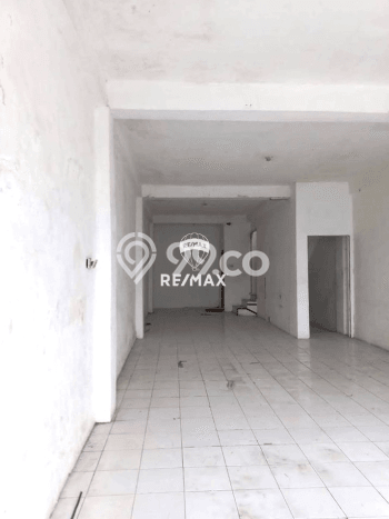 Untuk Dijual Ruko di Pulo Gadung Jakarta Timur LT 88m2 / LB 264m2 Untuk Dijual Ruko di Pulo Gadung Jakarta Timur LT 88m2 / LB 264m2