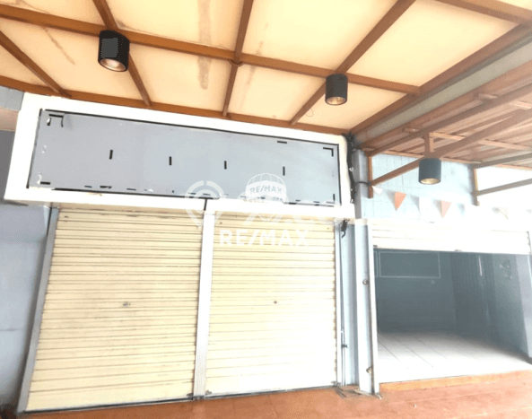 Unit Ruko Dijual di Jakarta Timur LT 495m2 & LB 1350m2 Unit Ruko Dijual di Jakarta Timur LT 495m2 & LB 1350m2
