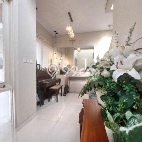 For Sale! Luxury House LT 159m2 Desain Elegan di Summarecon Serpong For Sale! Luxury House LT 159m2 Desain Elegan di Summarecon Serpong