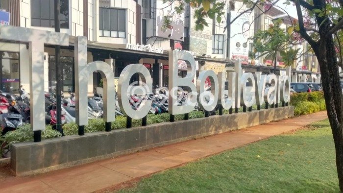 LOKASI STRATEGIS! Ruko Kawasan Jakarta Garden City, Luas 225m², Kawasan Ramai, Ready Operasional LOKASI STRATEGIS! Ruko Kawasan Jakarta Garden City, Luas 225m², Kawasan Ramai, Ready Operasional