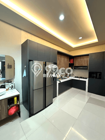 Jual Rumah Luas Elegan Dengan View Eksklusif di Jakarta Garden City, Jakarta Timur Jual Rumah Luas Elegan Dengan View Eksklusif di Jakarta Garden City, Jakarta Timur