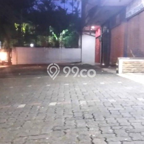 Ruko Dijual di Kebayoran Lama LT 192m2, LB 276m2 untuk Investasi Ruko Dijual di Kebayoran Lama LT 192m2, LB 276m2 untuk Investasi