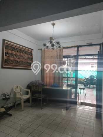 Kos-kosan Dijual di Tebet, Jakarta Selatan dengan 8 Kamar Tidur, 6 Kamar Mandi Kos-kosan Dijual di Tebet, Jakarta Selatan dengan 8 Kamar Tidur, 6 Kamar Mandi