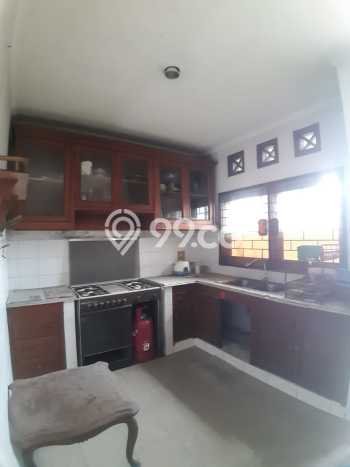 Rumah Mewah Siap Huni LT 478m2 di Ciputat, Tangerang Selatan Rumah Mewah Siap Huni LT 478m2 di Ciputat, Tangerang Selatan