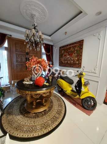 For Sale! Luxury House LT 550m2 Desain Elegan di Cipete For Sale! Luxury House LT 550m2 Desain Elegan di Cipete