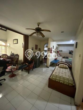 Rumah Luxury Modern Tanpa Renovasi di Tanah Kusir Jakarta Selatan Rumah Luxury Modern Tanpa Renovasi di Tanah Kusir Jakarta Selatan