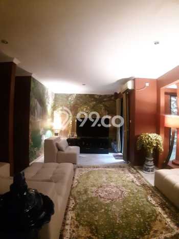 Dijual Rumah Mewah Elegan Dengan View Eksklusif di Bintaro, Tangerang Selatan Dijual Rumah Mewah Elegan Dengan View Eksklusif di Bintaro, Tangerang Selatan