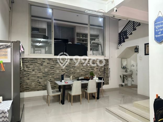 Hunian Elit LB 173m2 Siap Huni Desain Elegan di Bintaro, Tangerang Selatan Hunian Elit LB 173m2 Siap Huni Desain Elegan di Bintaro, Tangerang Selatan