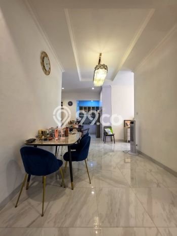 Rumah Luxury Modern Tanpa Renovasi di Bintaro Jakarta Selatan Rumah Luxury Modern Tanpa Renovasi di Bintaro Jakarta Selatan