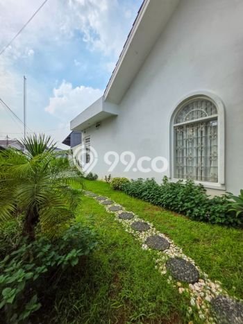 Rumah Luxury Modern Tanpa Renovasi di Bintaro Jakarta Selatan Rumah Luxury Modern Tanpa Renovasi di Bintaro Jakarta Selatan