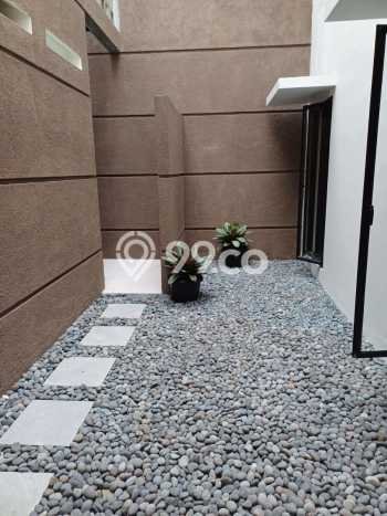 Rumah Luxury Modern Tanpa Renovasi di Bintaro Tangerang Selatan Rumah Luxury Modern Tanpa Renovasi di Bintaro Tangerang Selatan