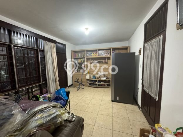 Rumah Elit Modern Siap Huni di Bintaro Tangerang Selatan Rumah Elit Modern Siap Huni di Bintaro Tangerang Selatan