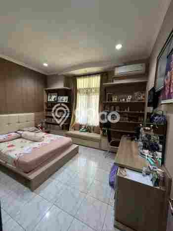 Rumah Elit Modern Tanpa Renovasi di Setra Duta Bandung Rumah Elit Modern Tanpa Renovasi di Setra Duta Bandung