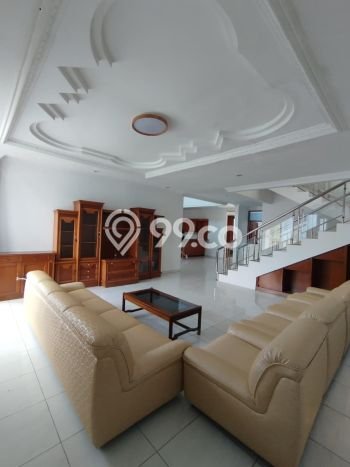 Rumah Sewa Bandung LT 460m2 LB 250m2 Kawasan Hegarmanah Rumah Sewa Bandung LT 460m2 LB 250m2 Kawasan Hegarmanah