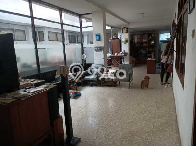Rumah Mewah LB 550m2 Siap Pakai Desain Elegan di Riau, Bandung Rumah Mewah LB 550m2 Siap Pakai Desain Elegan di Riau, Bandung