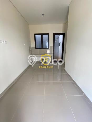 Jual Rumah Eksklusif 2 KT di Daan Mogot, Jakarta Barat Jual Rumah Eksklusif 2 KT di Daan Mogot, Jakarta Barat
