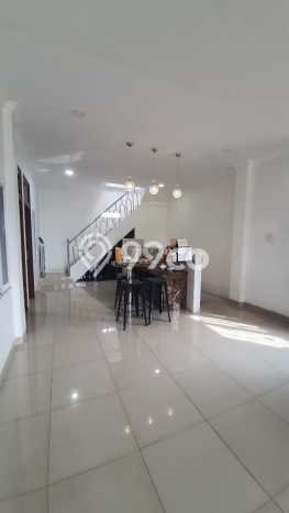 Ready to Use! Luxury House LT 149m2 Desain Elegan di Jelambar Ready to Use! Luxury House LT 149m2 Desain Elegan di Jelambar