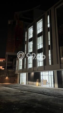 FOR RENT! Ruko di Kelapa Dua Cocok untuk Bisnis 300m2 FOR RENT! Ruko di Kelapa Dua Cocok untuk Bisnis 300m2