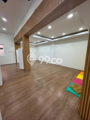 Unit Komersial Disewakan di Tangerang Area Strategis Harga Kompetitif Unit Komersial Disewakan di Tangerang Area Strategis Harga Kompetitif