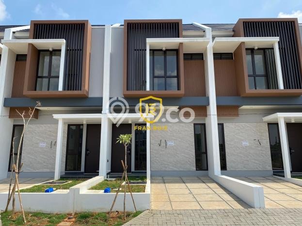 Rumah di Daan Mogot, Lingkungan Strategis, 2 KT Rumah di Daan Mogot, Lingkungan Strategis, 2 KT