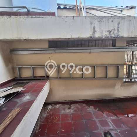 Rumah Luas Asri 3 KT Siap Pakai di Sunrise Garden Jakarta Barat Rumah Luas Asri 3 KT Siap Pakai di Sunrise Garden Jakarta Barat