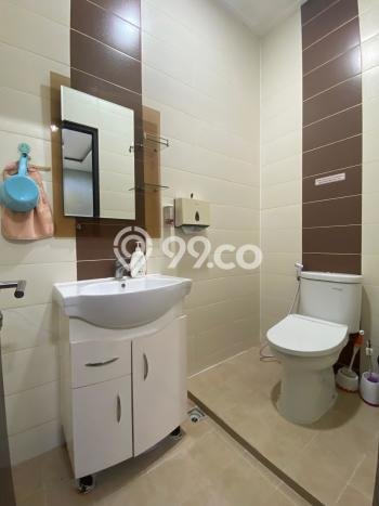 Rumah Elit LB 400m2 Siap Huni Desain Elegan di Daan Mogot, Jakarta Barat Rumah Elit LB 400m2 Siap Huni Desain Elegan di Daan Mogot, Jakarta Barat