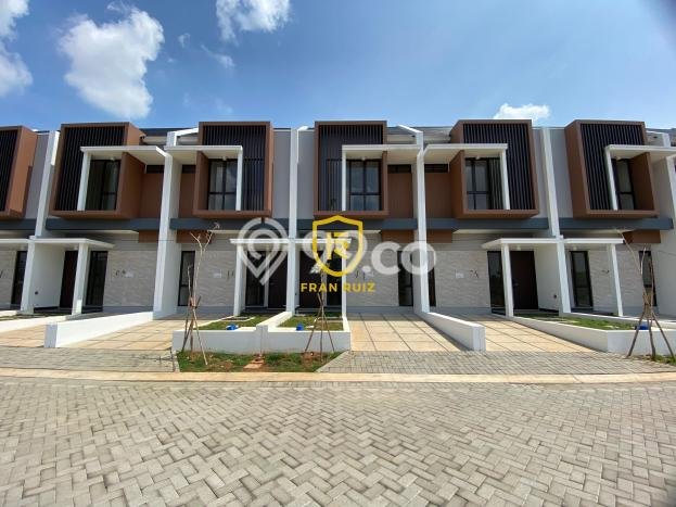 Rumah di Daan Mogot, Lingkungan Strategis, 2 KT Rumah di Daan Mogot, Lingkungan Strategis, 2 KT