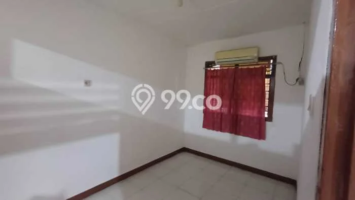 Jarang Ada! Rumah Sewa 2 Kamar Bagus Siap Huni Duri Kepa Jarang Ada! Rumah Sewa 2 Kamar Bagus Siap Huni Duri Kepa