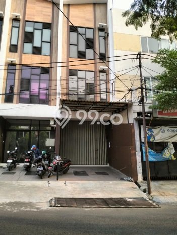 Ruko Usaha Dijual di Kebon Jeruk Jakarta Barat LT 56m2 & LB 100m2 Ruko Usaha Dijual di Kebon Jeruk Jakarta Barat LT 56m2 & LB 100m2