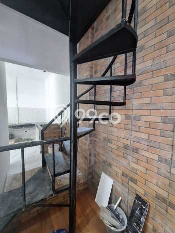 Dijual Rumah Mewah Elegan Dengan View Eksklusif di Duri Kepa, Jakarta Barat Dijual Rumah Mewah Elegan Dengan View Eksklusif di Duri Kepa, Jakarta Barat
