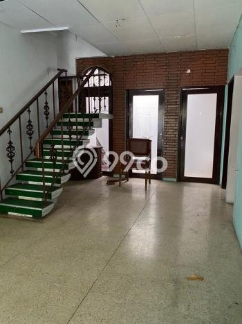 Disewakan Rumah Murah di Sunrise Garden Jakarta Barat dengan 3 Kamar Tidur Disewakan Rumah Murah di Sunrise Garden Jakarta Barat dengan 3 Kamar Tidur