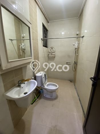 Disewakan Rumah Murah di Green Mansion Jakarta Barat dengan 4 Kamar Tidur Disewakan Rumah Murah di Green Mansion Jakarta Barat dengan 4 Kamar Tidur