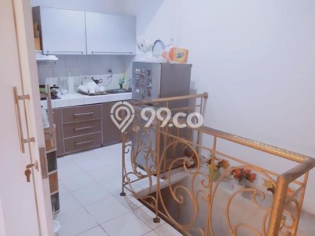 Jual Rumah Mewah Megah Dengan View Cantik di Green Mansion, Jakarta Barat Jual Rumah Mewah Megah Dengan View Cantik di Green Mansion, Jakarta Barat