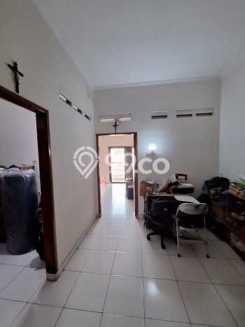 Rumah Modern 3 KT di Kepa Duri Jakarta Barat Semi Furnished Rumah Modern 3 KT di Kepa Duri Jakarta Barat Semi Furnished