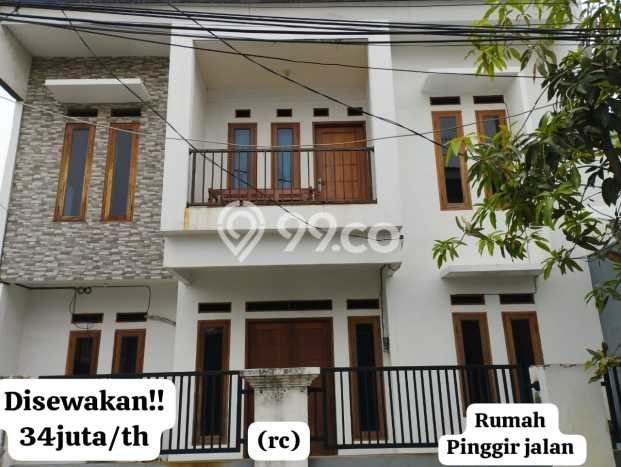 Rumah di Pejuang, Akses ke Stasiun, 3 KM, LT 90m² Bangunan 180m² Rumah di Pejuang, Akses ke Stasiun, 3 KM, LT 90m² Bangunan 180m²