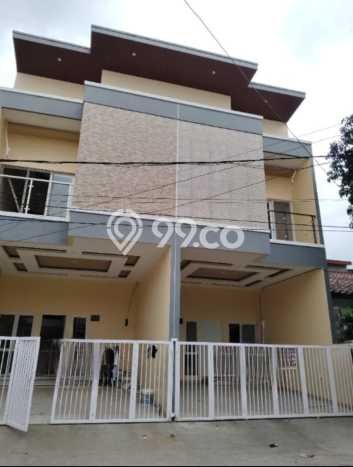Rumah Luas Asri 3 KT Siap Huni di Harapan Indah Bekasi Rumah Luas Asri 3 KT Siap Huni di Harapan Indah Bekasi
