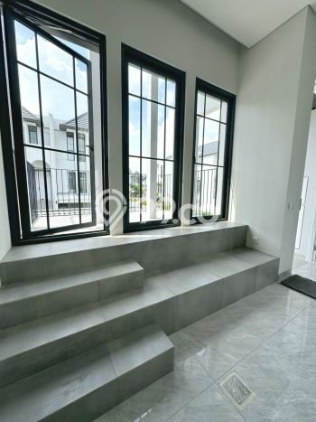 For Sale! Premium House LT 120m2 Desain Elegan di BSD For Sale! Premium House LT 120m2 Desain Elegan di BSD