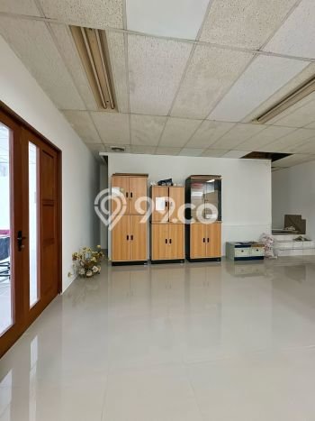 Area Ramai! Ruko Dijual di Kelapa Gading untuk Bisnis Luas Bangunan 288m2 Area Ramai! Ruko Dijual di Kelapa Gading untuk Bisnis Luas Bangunan 288m2