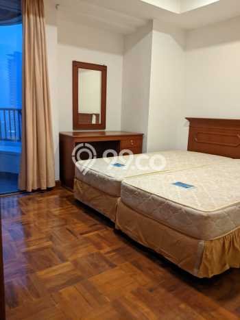 Siap Huni Apartemen Luxury di Bendungan Hilir 3 Kamar & 2 Kamar Mandi Siap Huni Apartemen Luxury di Bendungan Hilir 3 Kamar & 2 Kamar Mandi