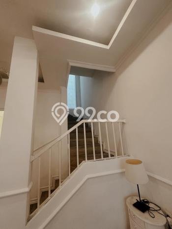 Rumah Modern Cantik 4 KT Bisa Langsung Pindah di Ciputat Rumah Modern Cantik 4 KT Bisa Langsung Pindah di Ciputat