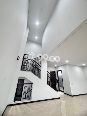 For Sale Rumah Elit Exclusive di BSD, Tangerang Selatan For Sale Rumah Elit Exclusive di BSD, Tangerang Selatan
