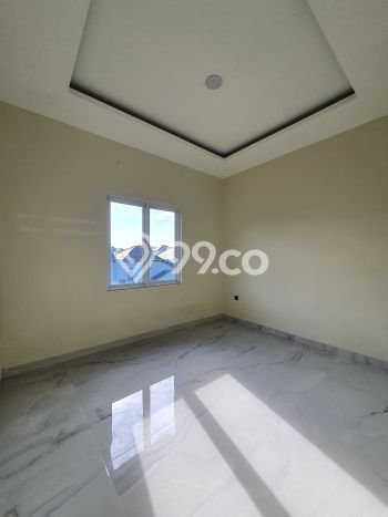 Ready to Use! Premium House LT 150m2 Desain Elegan di BSD Ready to Use! Premium House LT 150m2 Desain Elegan di BSD