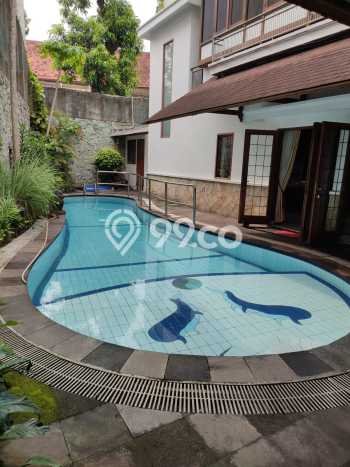 Jual Rumah 4 KT di Menteng, Jakarta Pusat - LT 685m2m² Jual Rumah 4 KT di Menteng, Jakarta Pusat - LT 685m2m²