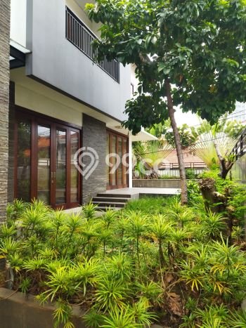 Dijual Rumah Premium dengan Fasilitas Sekitar Komplit di Cilandak, Jakarta Selatan Dijual Rumah Premium dengan Fasilitas Sekitar Komplit di Cilandak, Jakarta Selatan