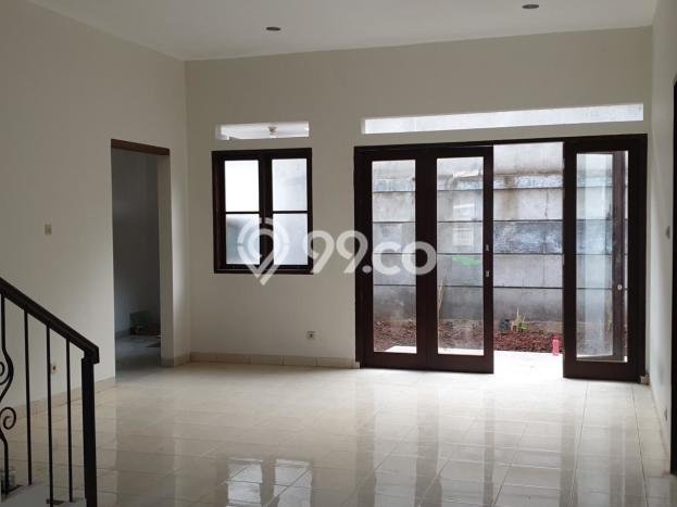 Rumah Luxury Modern Tanpa Renovasi di Lebak Bulus Jakarta Selatan Rumah Luxury Modern Tanpa Renovasi di Lebak Bulus Jakarta Selatan